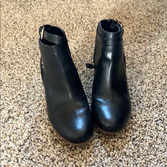 Dr. Scholl's Shoes - Black Wedge Booties -Best in Shoes Host Pick!